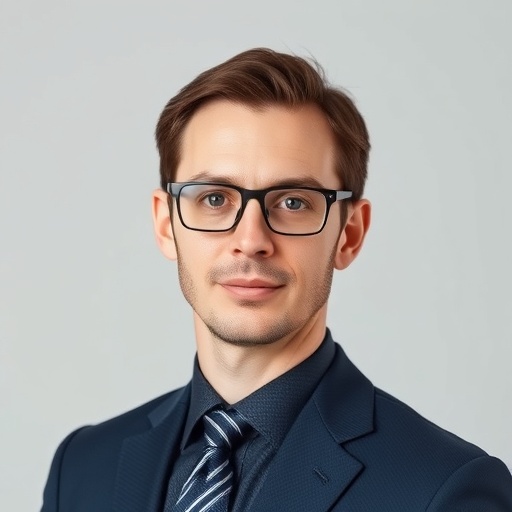 Максим Петров